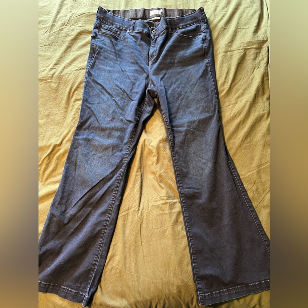 Torrid Bombshell Flares